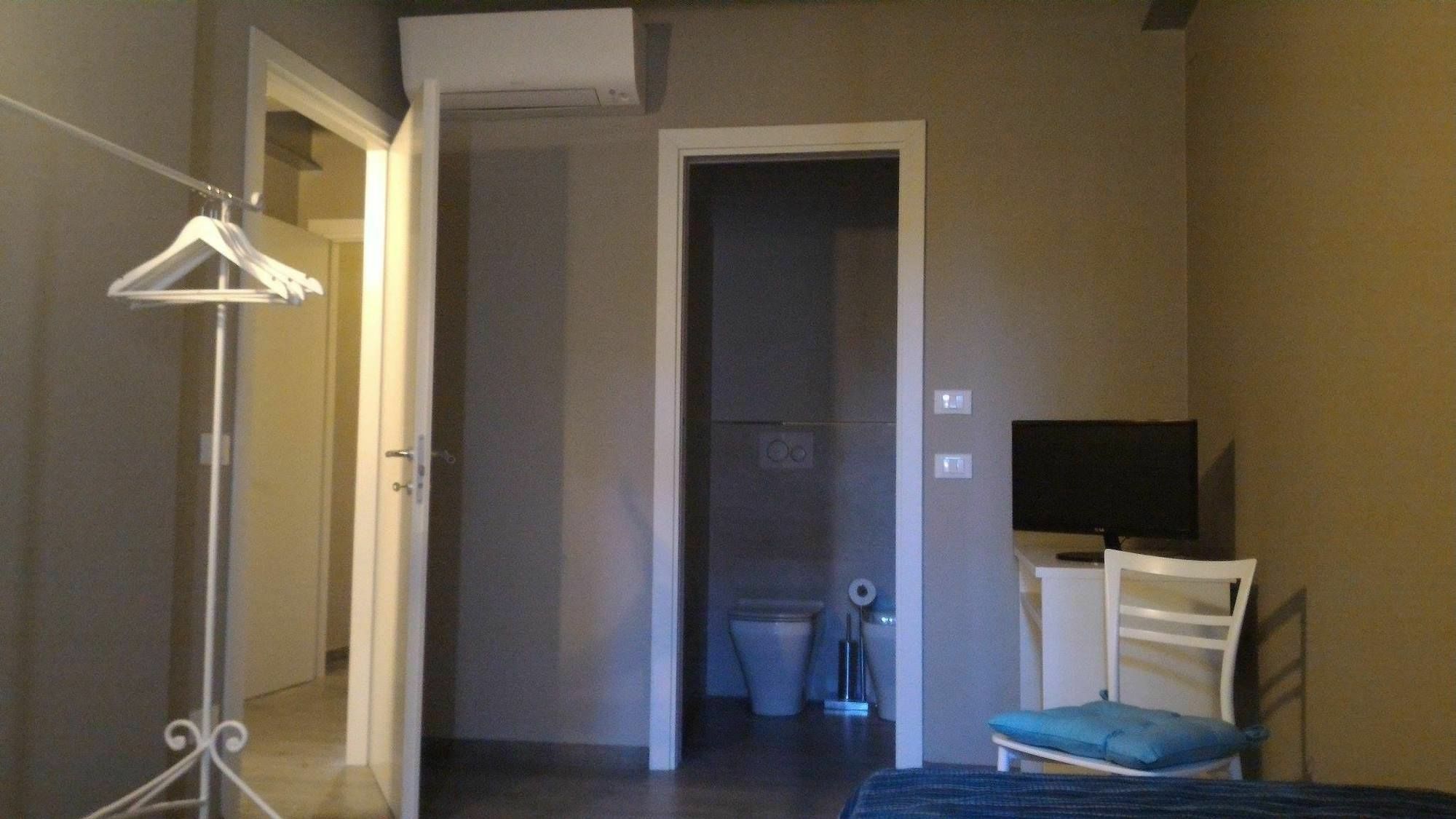 Ravenna Rooms エクステリア 写真
